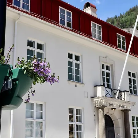 Rjukan Gjestehus Vandrerhjem Rjukan